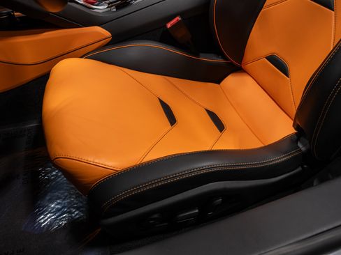 Used 2021 Lamborghini Huracan EVO RWD image 49