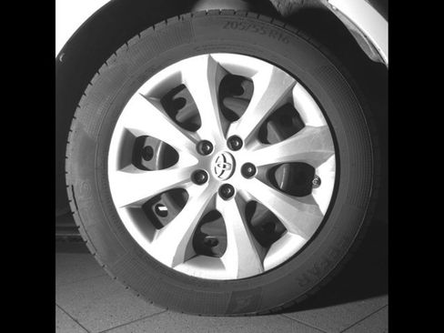 Used 2023 Toyota Corolla LE FWD image 9