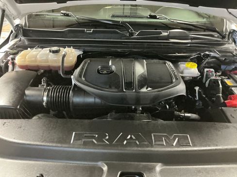 Certified 2025 RAM 1500 Big Horn AWD/4WD image 10
