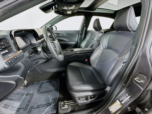 Certified 2024 Toyota Crown Limited image 12