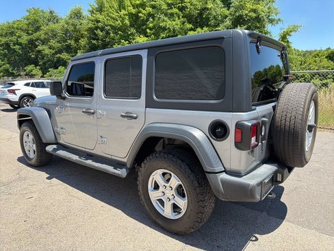 Used 2020 Jeep Wrangler Unlimited Sport S AWD/4WD image 4