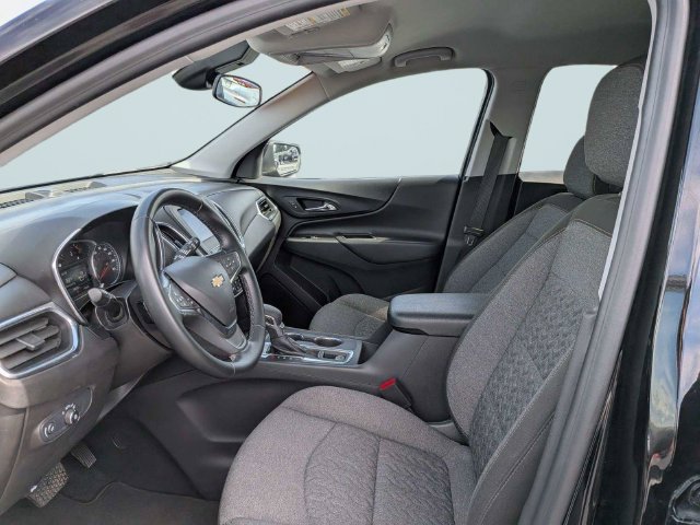 Used 2024 Chevrolet Equinox LT FWD image 19