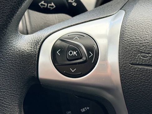 Used 2014 Ford Focus SE FWD image 30