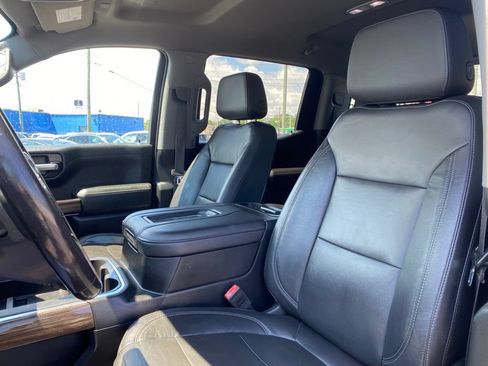 Used 2020 Chevrolet Silverado 1500 LT Trail Boss w/ Midnight Edition AWD/4WD image 10