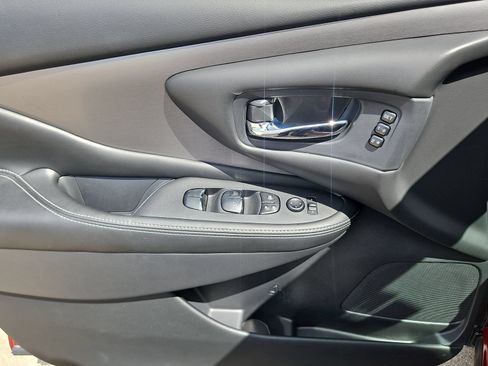Used 2020 Nissan Murano SL w/ Moonroof Package FWD image 15