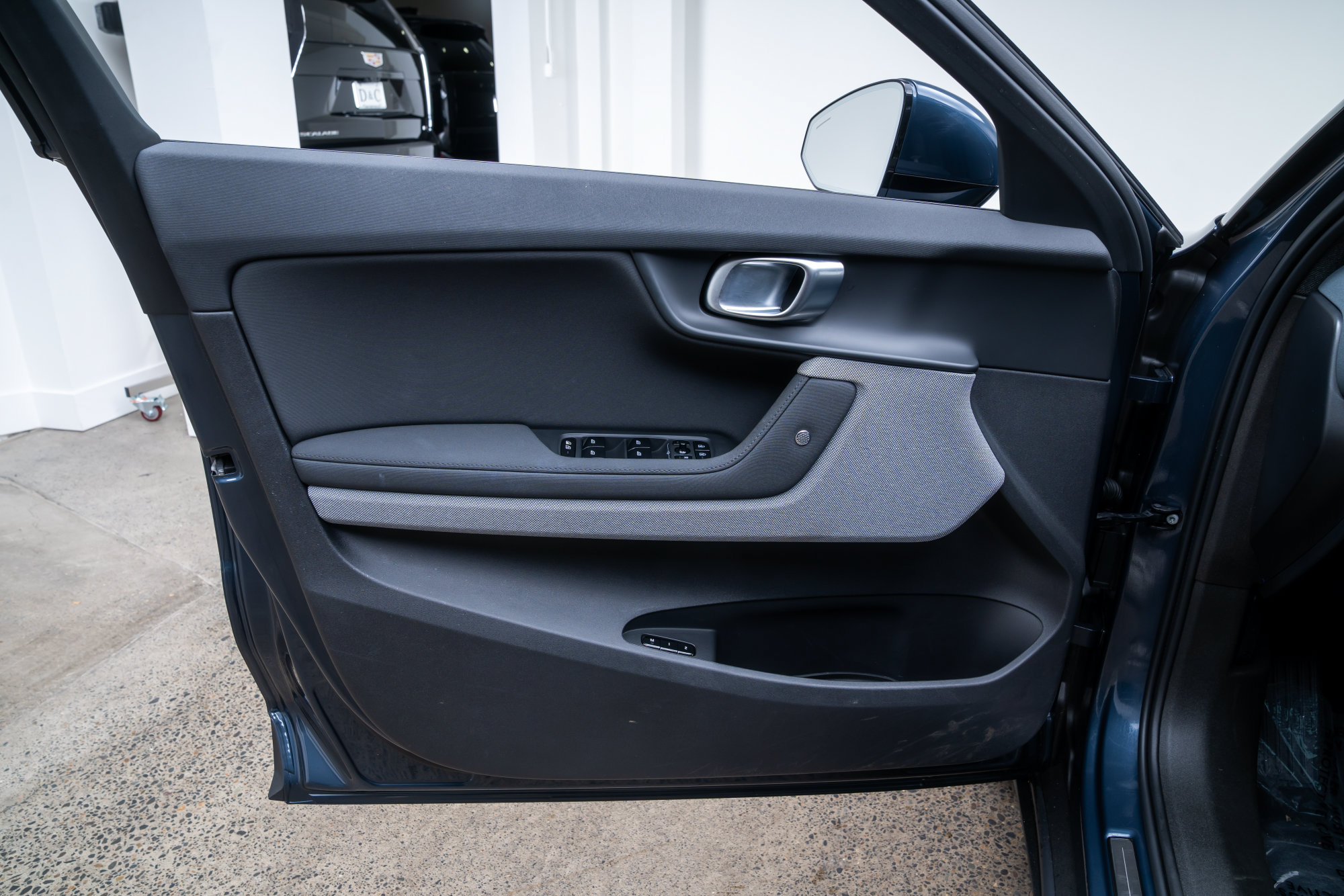 Used 2024 Polestar Polestar 2 AWD/4WD image 17
