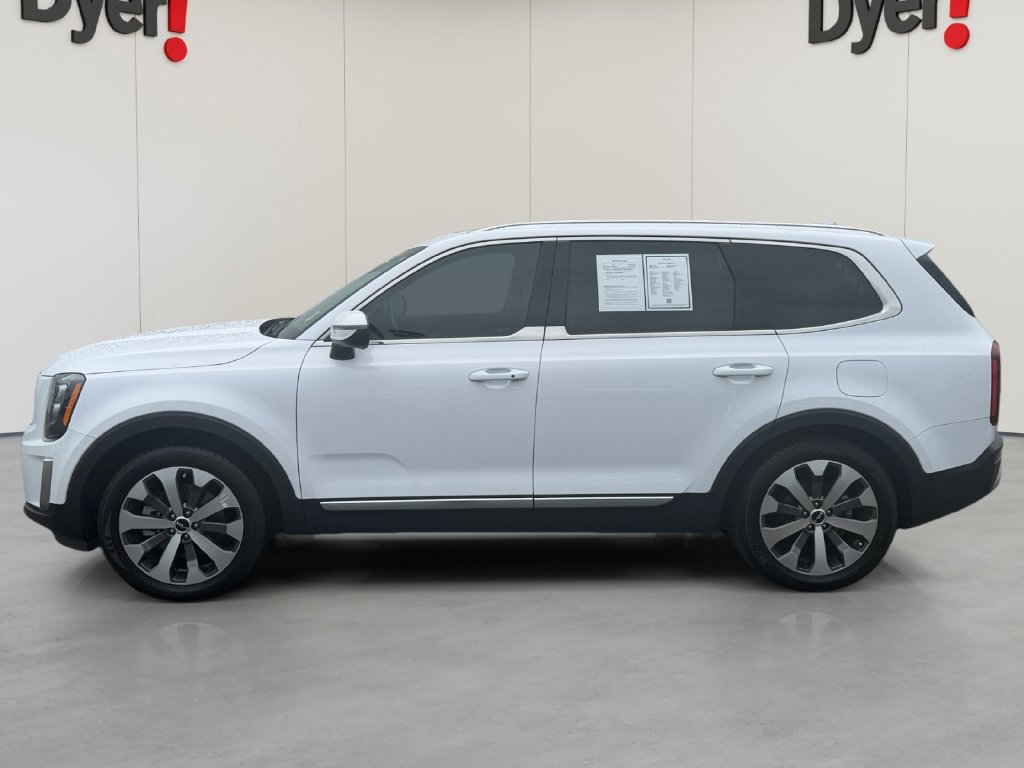 Certified 2022 Kia Telluride EX w/ EX Premium Package FWD image 2