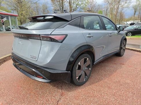 Used 2024 Nissan Ariya AWD image 5