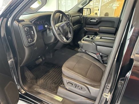 Used 2020 Chevrolet Silverado 1500 RST image 7
