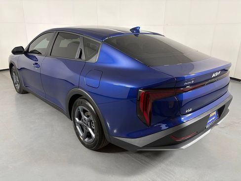 New 2026 Kia K4 FWD image 6