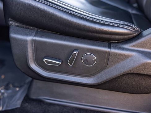 Used 2017 Ford F150 Lariat w/ Equipment Group 502A Luxury image 22