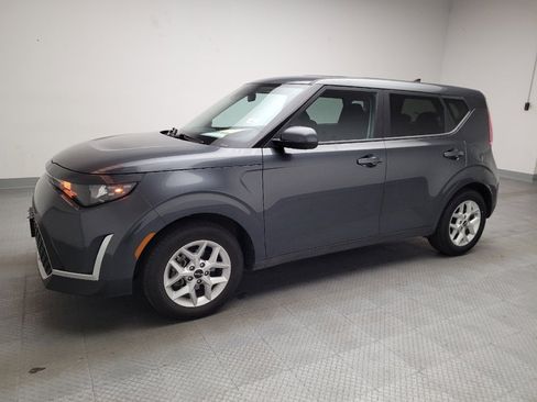 Used 2024 Kia Soul LX w/ Option Group 015 image 2