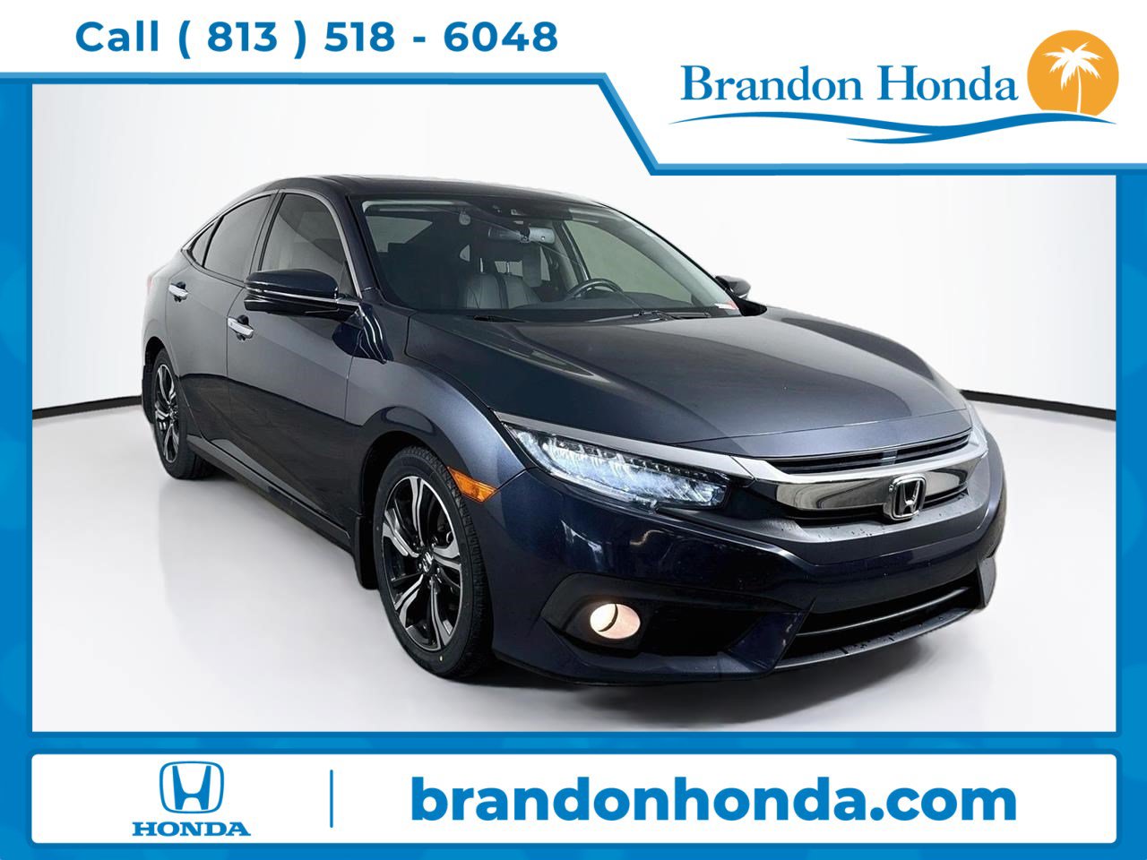 Used 2018 Honda Civic Touring image 1