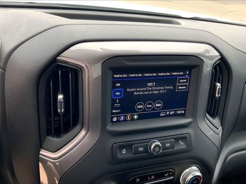 Used 2024 GMC Sierra 2500 Pro w/ 1SA Pro Safety Plus Package image 22