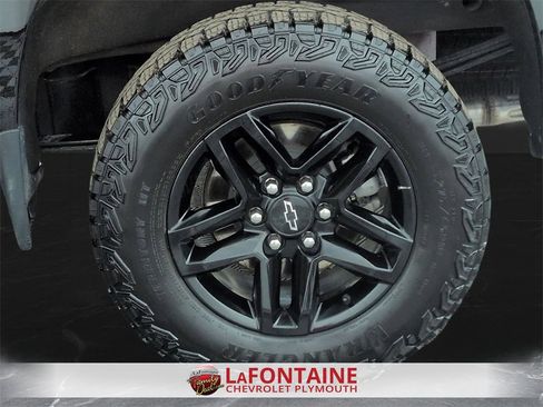 Certified 2024 Chevrolet Silverado 1500 LT Trail Boss w/ Convenience Package II image 32