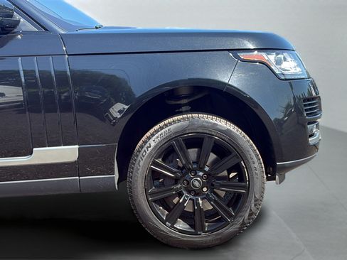 Used 2016 Land Rover Range Rover Supercharged AWD/4WD image 25