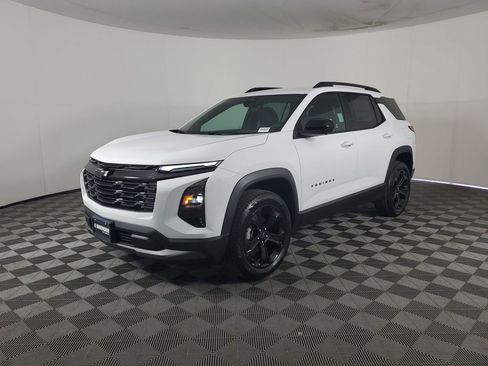 New 2026 Chevrolet Equinox LT image 8