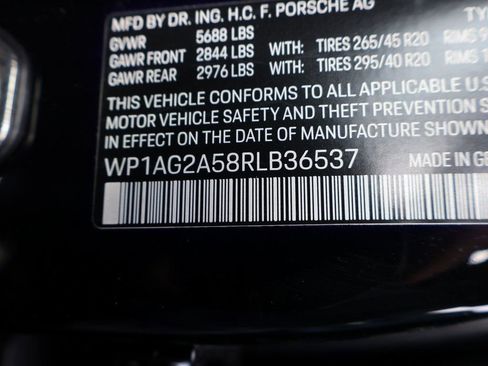 Certified 2024 Porsche Macan S image 37