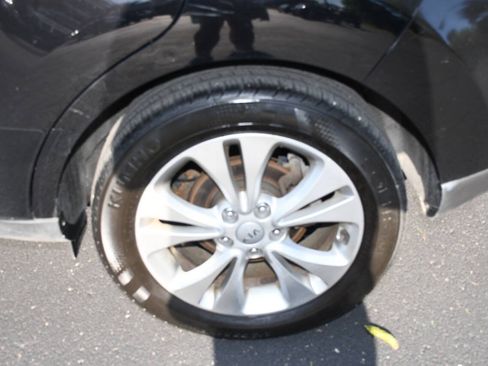 Used 2015 Kia Soul + FWD image 35