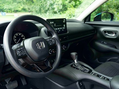 Used 2026 Honda HR-V LX image 16