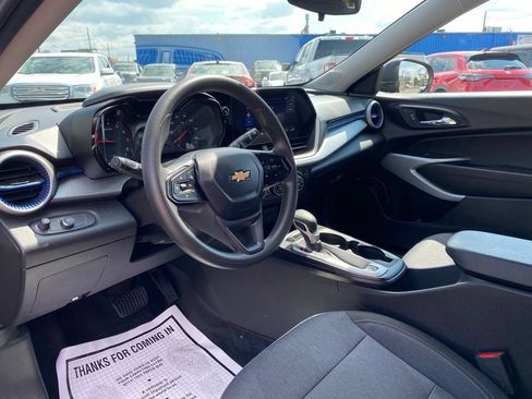 Used 2024 Chevrolet Trax LS FWD image 9