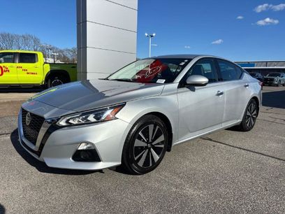 Used 2022 Nissan Altima 2.5 SL