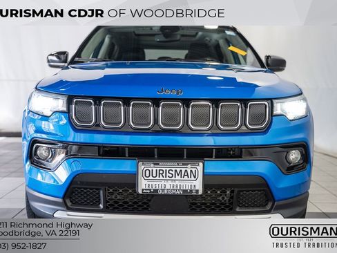 Certified 2022 Jeep Compass Limited w/ Sun and Sound Group AWD/4WD image 2