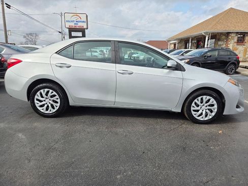 Used 2019 Toyota Corolla LE image 6