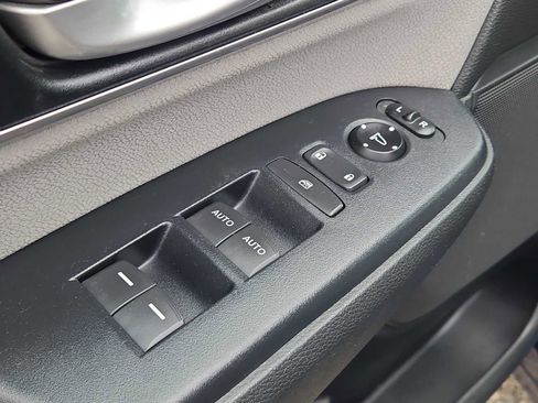 Used 2019 Honda CR-V EX image 26