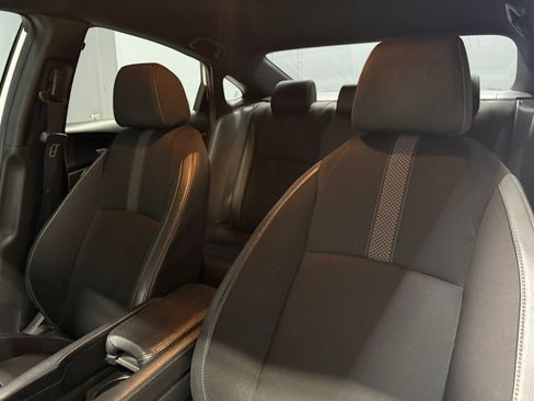 Used 2020 Honda Civic Sport image 10