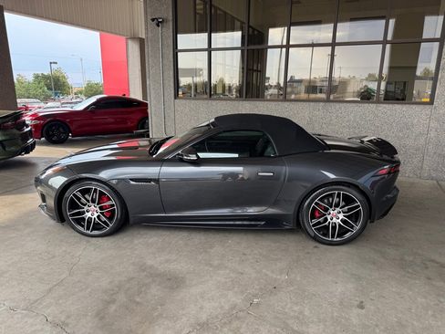 Used 2020 Jaguar F-TYPE Convertible image 24
