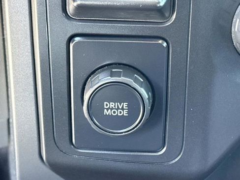 Used 2021 Ford F150 XLT image 28