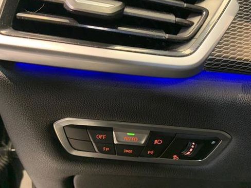 Used 2022 BMW X5 xDrive40i w/ M Sport Package image 20