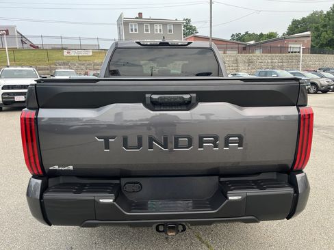 Used 2025 Toyota Tundra SR5 AWD/4WD image 4