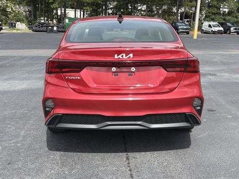 Used 2024 Kia Forte LXS FWD image 15