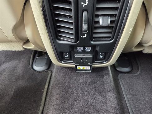 Certified 2018 Jeep Grand Cherokee Limited image 17