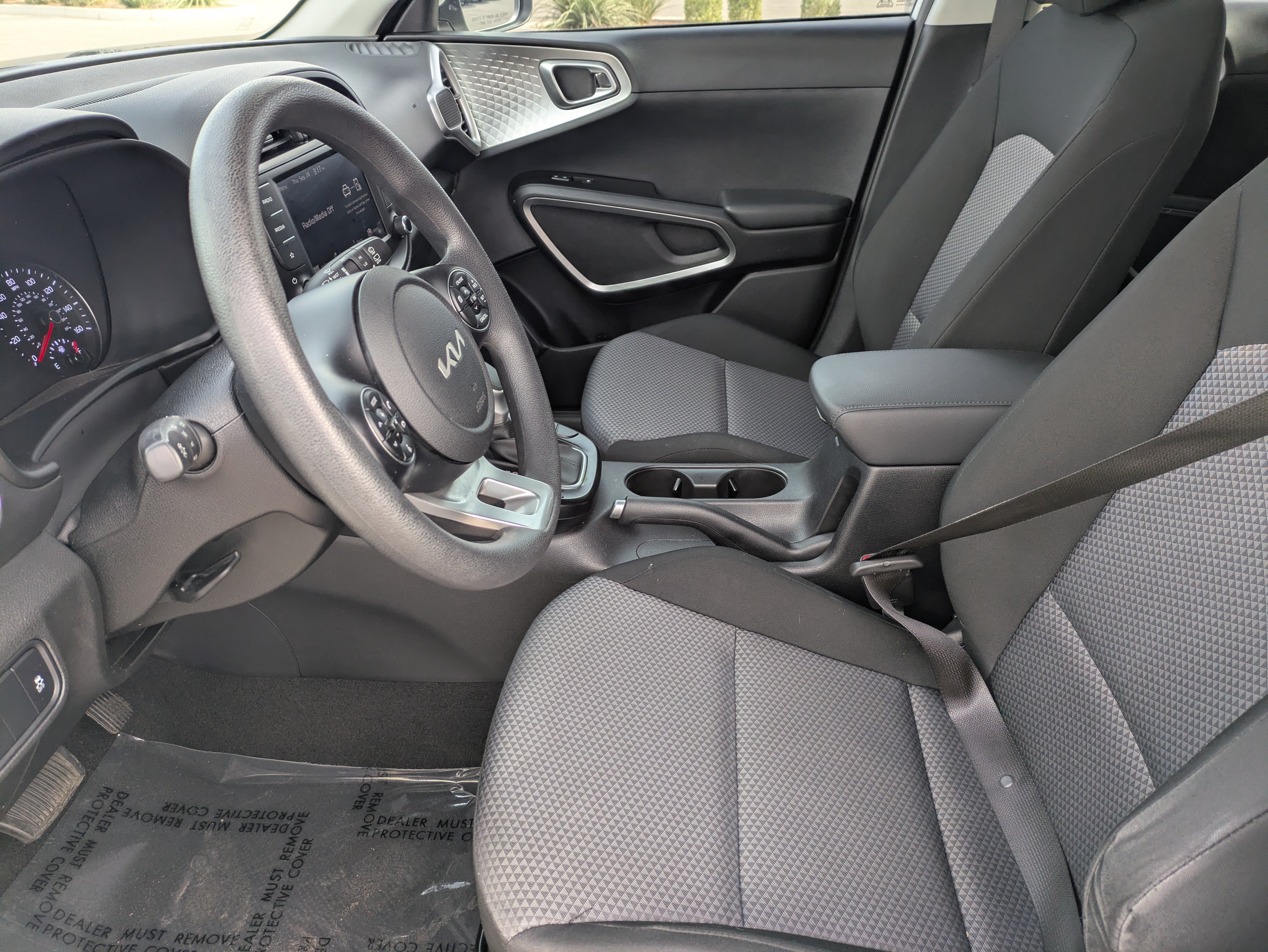 Used 2022 Kia Soul LX FWD image 24