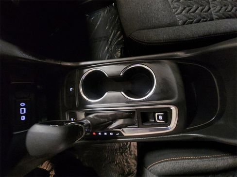 Certified 2024 Chevrolet Equinox LT w/ LPO, Floor Liner Package image 21