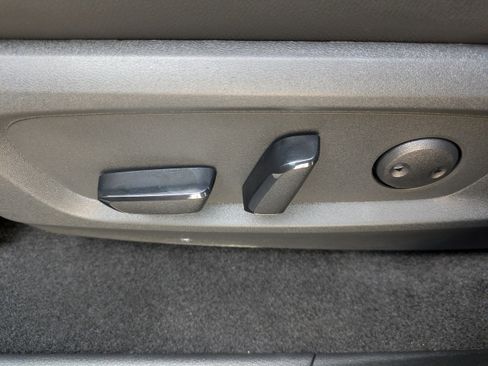 Used 2024 Nissan Pathfinder Rock Creek AWD/4WD image 19