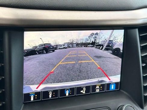 Used 2023 GMC Acadia Denali w/ Denali Ultimate Package image 13