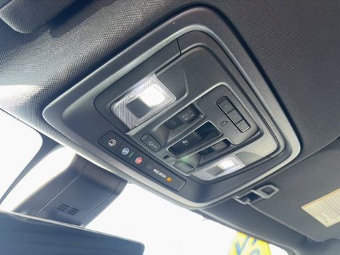 Used 2022 Chevrolet Silverado 2500 High Country image 30