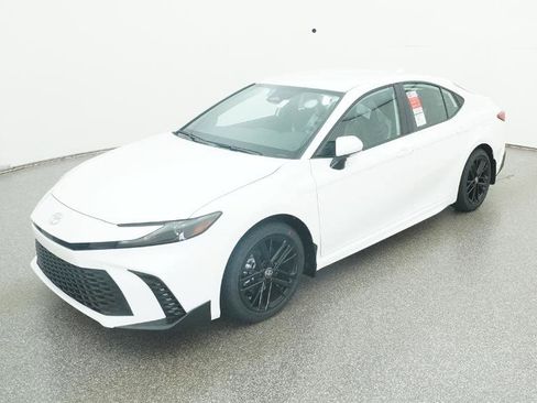 New 2026 Toyota Camry SE image 1