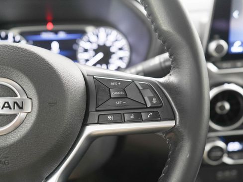Used 2021 Nissan Sentra SV FWD image 24