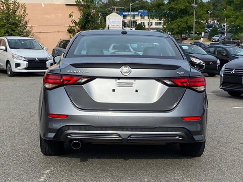 Used 2023 Nissan Sentra SR w/ SR Premium Package image 4