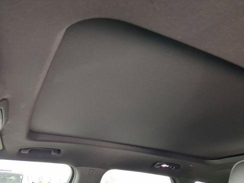 Used 2021 Chevrolet Blazer RS w/ Enhanced Convenience Package image 14