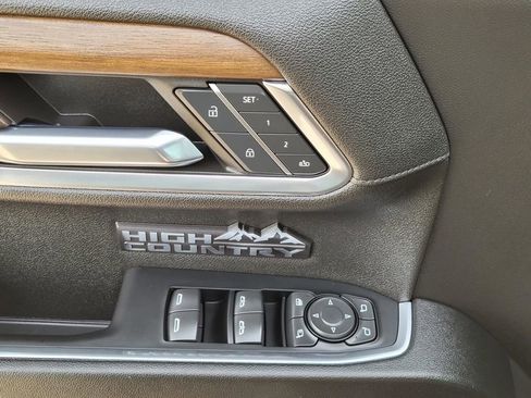 Used 2024 Chevrolet Silverado 1500 High Country w/ High Country Premium Package image 23