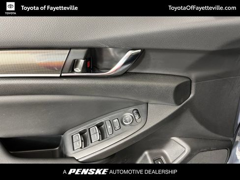 Used 2022 Honda Accord Sport image 23