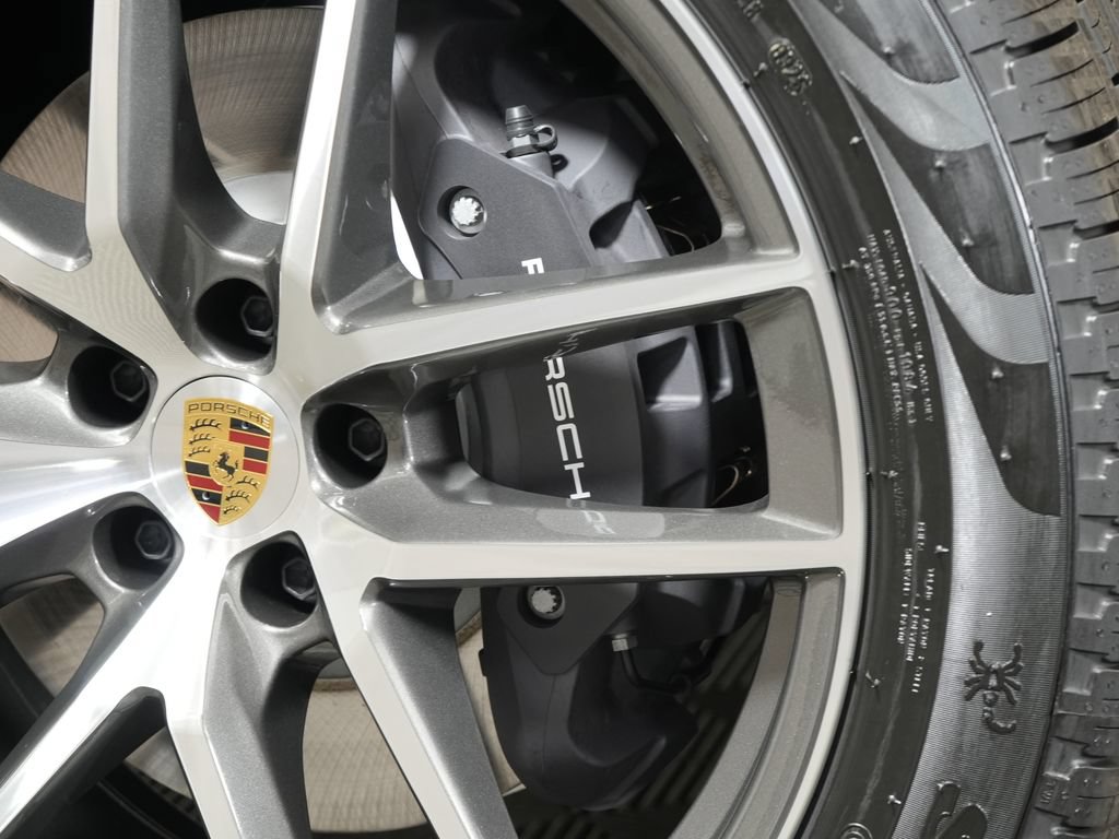 Used 2026 Porsche Macan AWD/4WD image 14