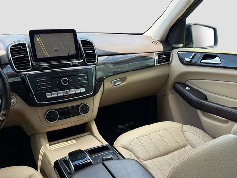 Used 2017 Mercedes-Benz GLE 350 w/ Premium 1 Package image 26