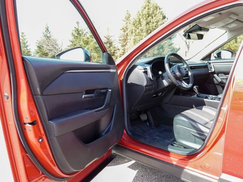 Used 2024 MAZDA CX-50 AWD 2.5 S w/ Select Package image 10